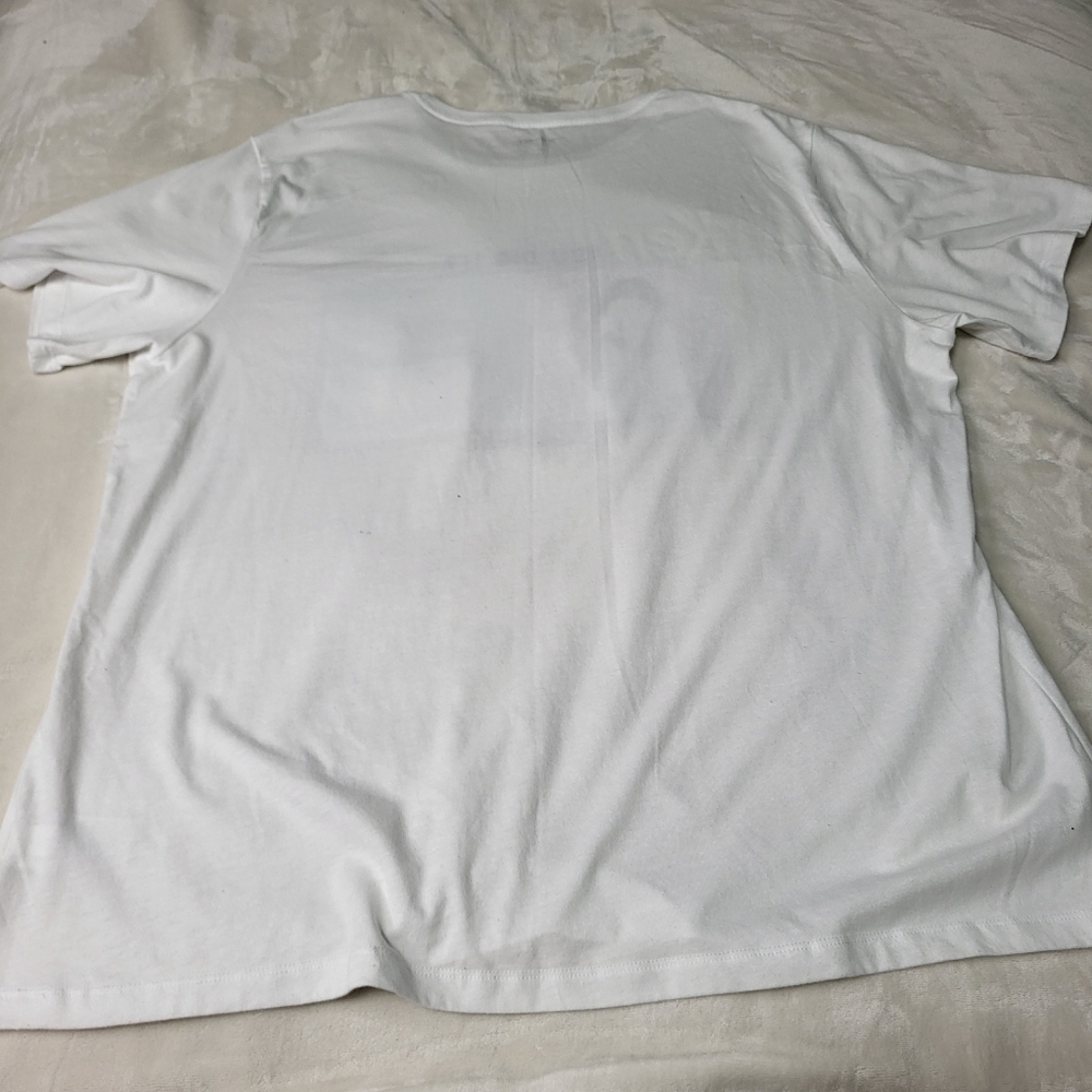 Old Navy White Graphic T-Shirt with Ken Print. Mens XXL - Picture 7 of 7